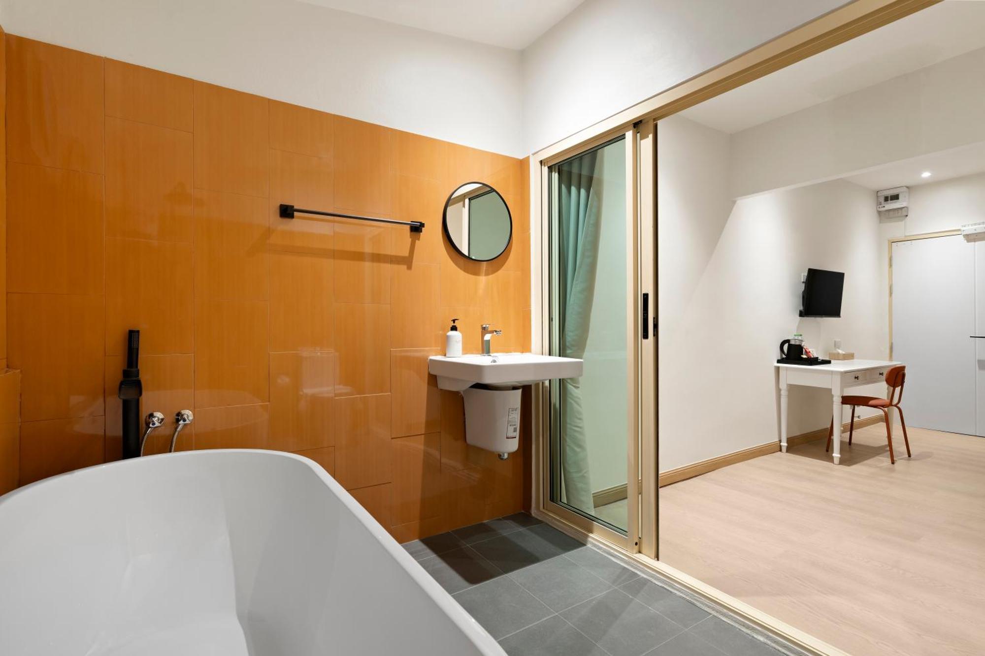 Horange Phuket Town Hotel Szoba fotó